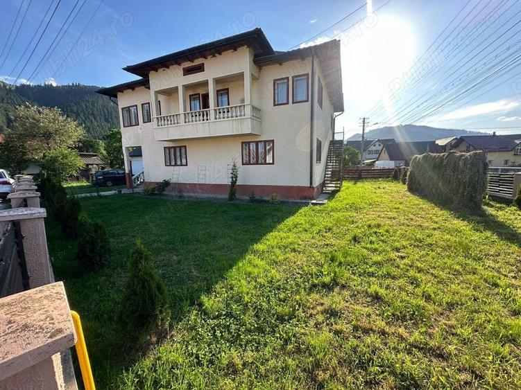 Casă cu 6 camere cu Teren 671 Mp în Câmpulung Moldovenesc