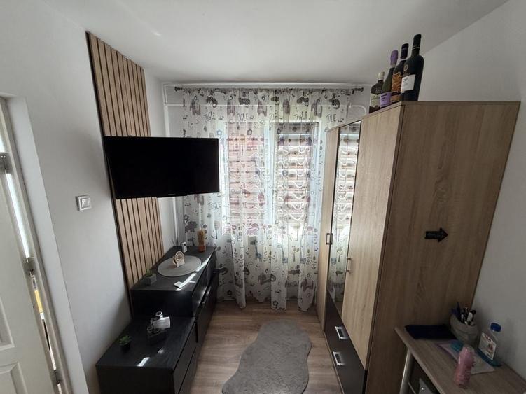Apartament cu 2 camere semidecomandat în Tătărași