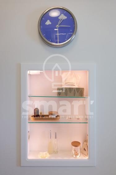 Apartament cu 4 camere decomandat, mobilat în Central