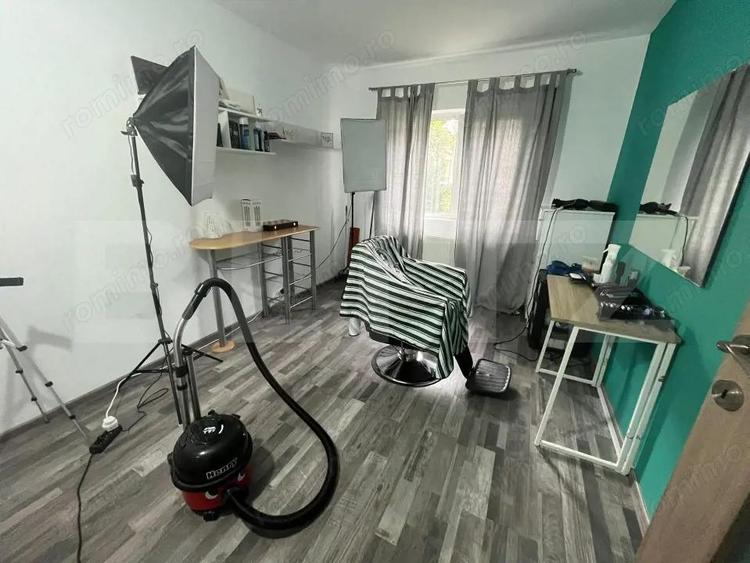 Apartament cu 4 camere decomandat, mobilat în Central