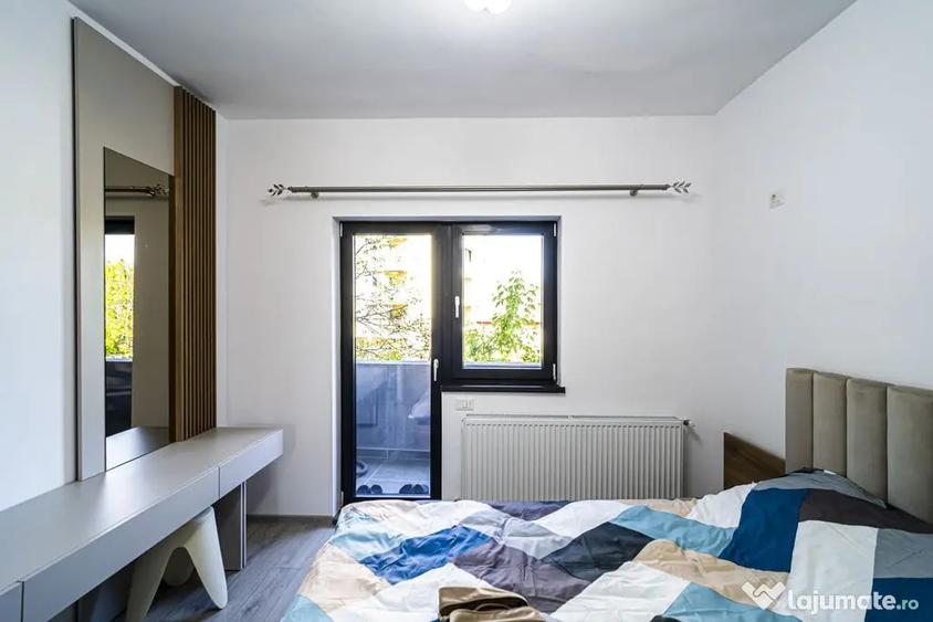 Apartament cu 2 camere decomandat în Păcii