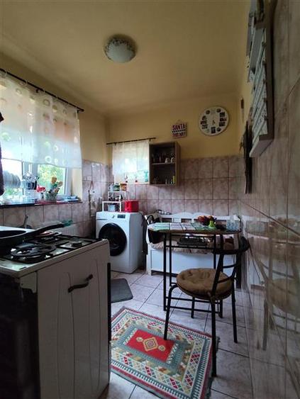 Casa 3 camere in zona Lupeni - 9