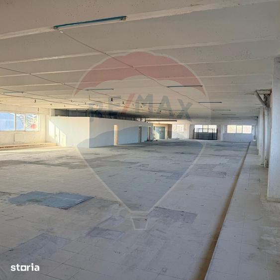 Spațiu comercial, de 1,160 mp, în Trivale