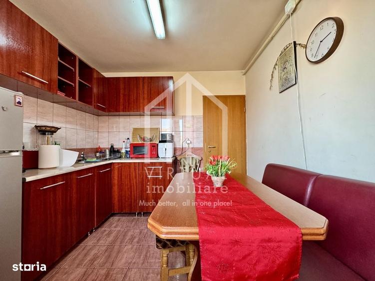 Apartament cu 2 camere decomandat în Central