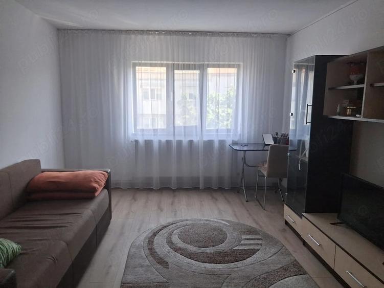 Apartament cu 2 camere decomandat în Ultracentral