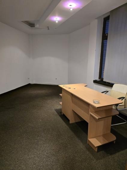 Spațiu comercial, de 72 mp, în Precista