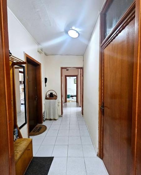 Apartament cu 4 camere decomandat, mobilat în Apărătorii Patriei
