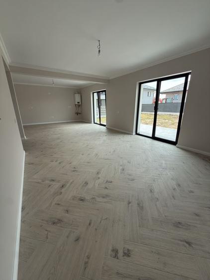 Casă cu 4 camere în Sfântu Ilie