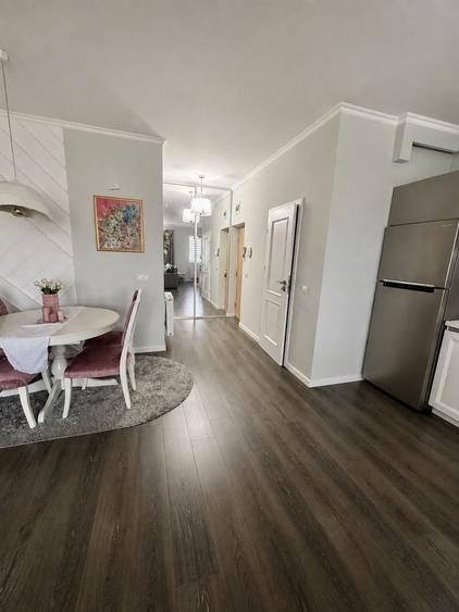 Apartament cu 2 camere decomandat în Florești