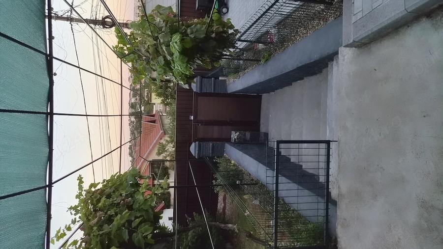 Casă cu 4 camere cu Teren 557 Mp în Ultracentral