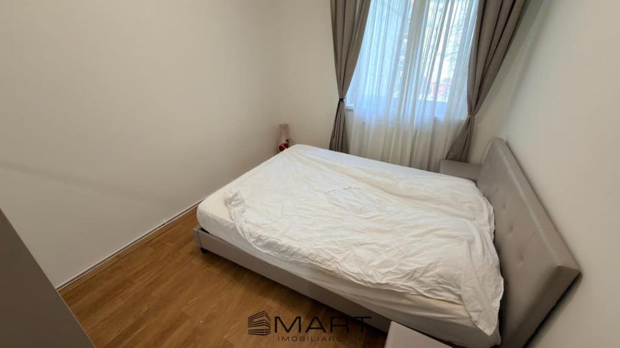 Apartament 3 camere decomandate zona Strand - 2