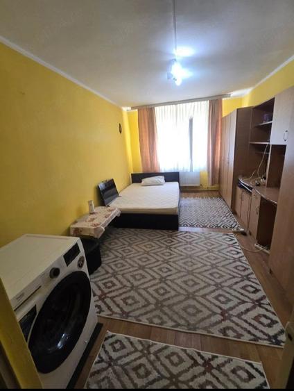 Garsonieră decomandată în Buziașului