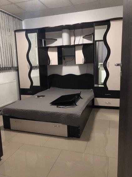 Apartament cu 3 camere decomandat în Militari