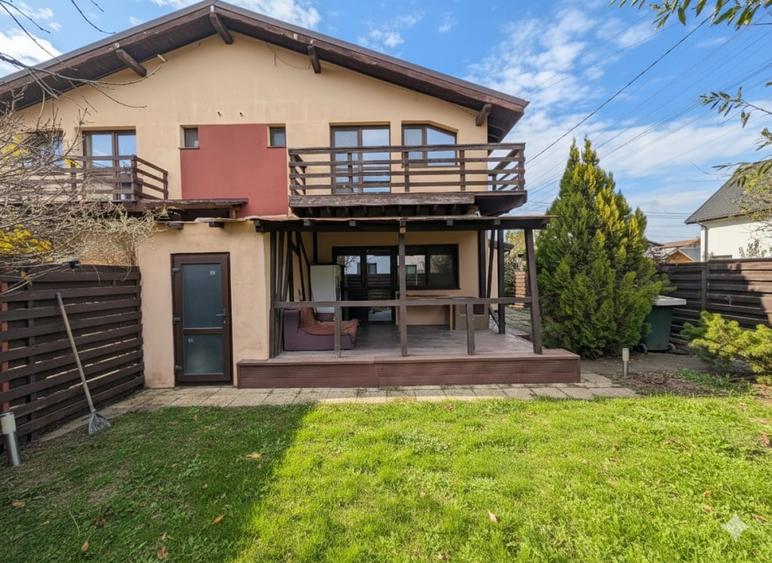 Casă individuală cu 4 camere cu Teren 211 Mp în Tunari