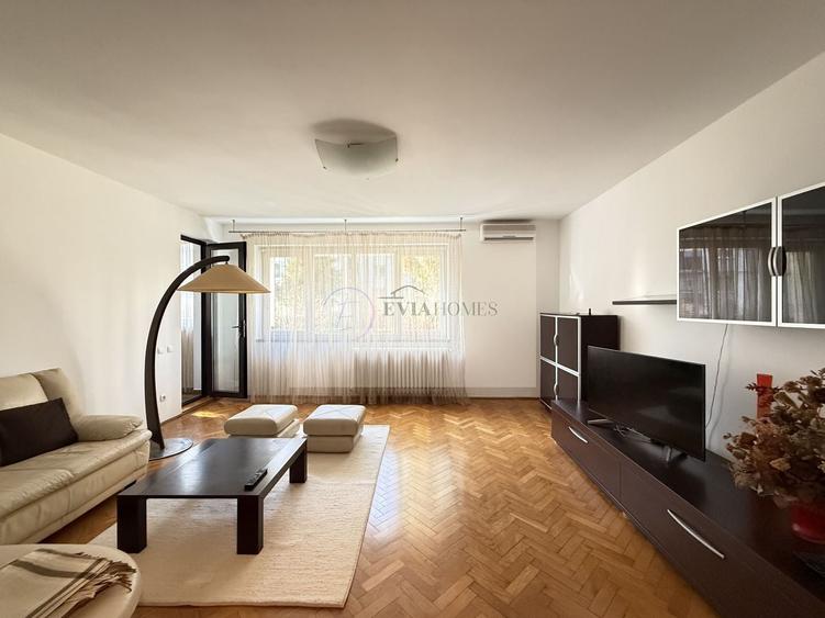 Apartament cu 3 camere decomandat, mobilat în Plopilor