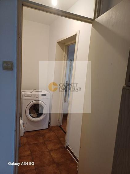 Apartament cu 2 camere semidecomandat în Uverturii
