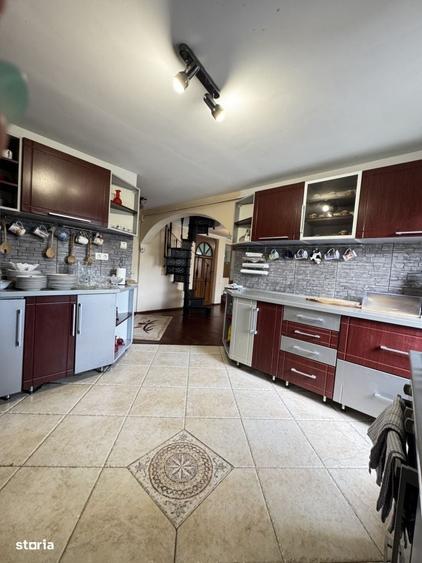 De Inchiriat! Apartament de 5 camere, 3 bai,terasa, garaj,Zona Zorilor - 7