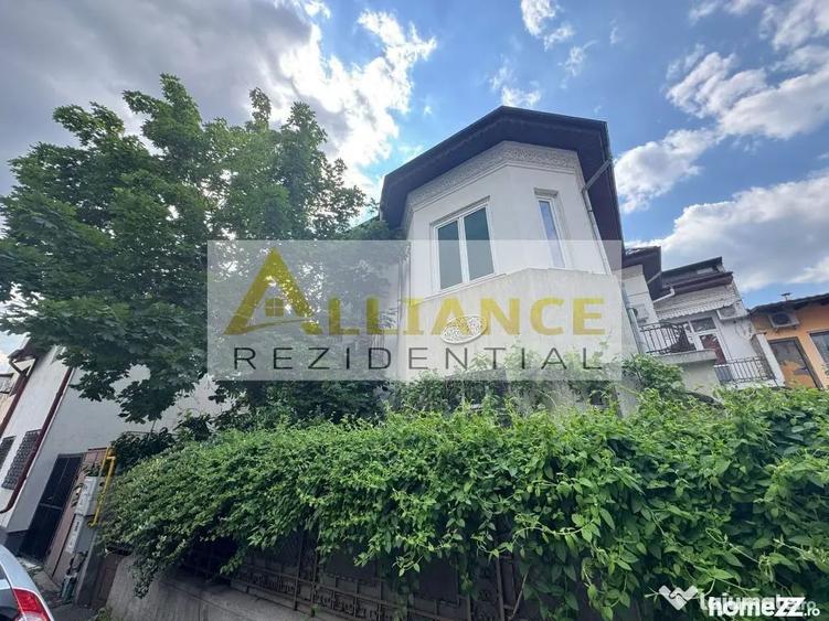 Apartament cu 2 camere semidecomandat în Vitan