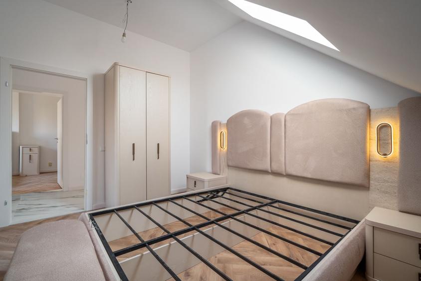 Apartament cu 4 camere decomandat în Timișoara
