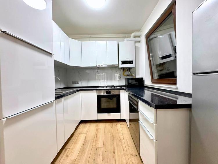Apartament cu 2 camere semidecomandat în Mărăști