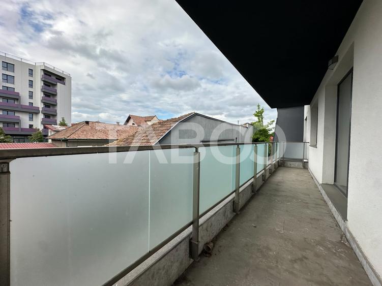 Apartament cu 2 camere semidecomandat, mobilat în Gheorgheni