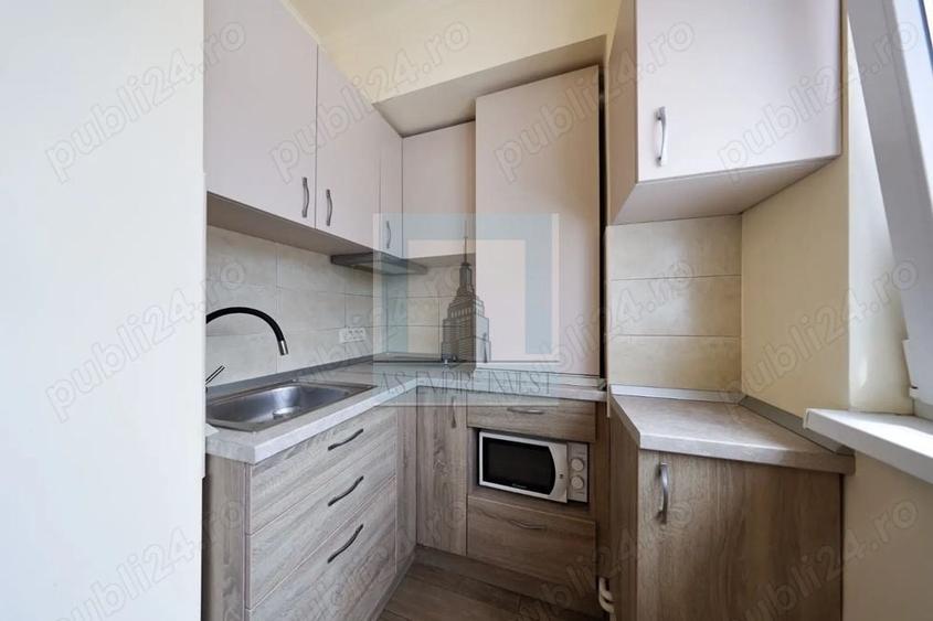 Apartament cu 4 camere decomandat, mobilat în Centrul Civic