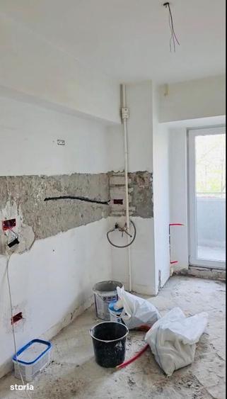Apartament cu 2 camere decomandat în Decebal