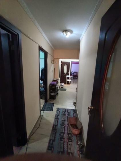 Apartament cu 3 camere decomandat în Doamna Ghica