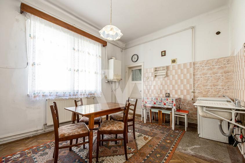Apartament cu 2 camere nedecomandat, mobilat în Centrul Istoric