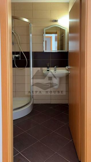 Apartament cu 3 camere decomandat în Bartolomeu