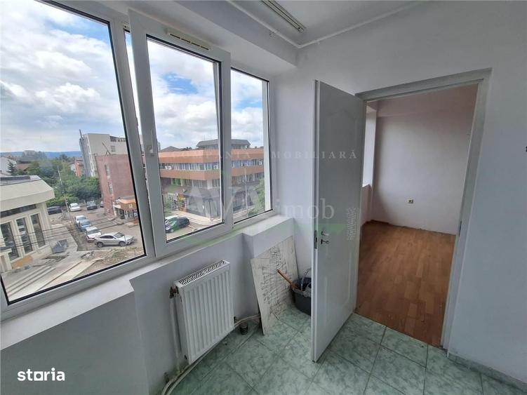 Apartament 2 camere decomandat zona Central - 8