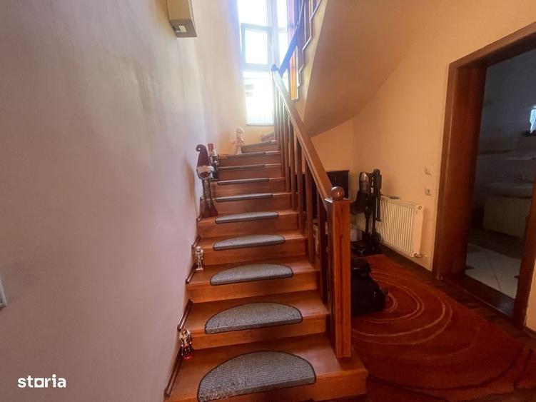 Casă cu 4 camere cu Teren 500 Mp în Șelimbăr