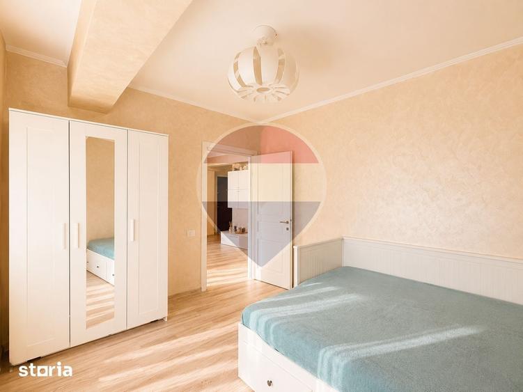 Apartament cu 3 camere în Mioriței