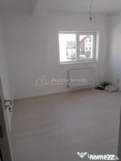 Casă cu 4 camere cu Teren 200 Mp în Prelungirea Ghencea