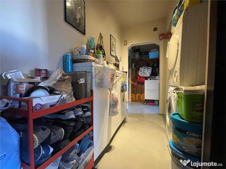 Apartament cu 3 camere semidecomandat în Calea Aradului