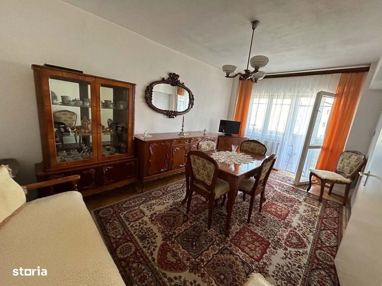 Apartament cu 2 camere decomandat în Calea Dumbrăvii