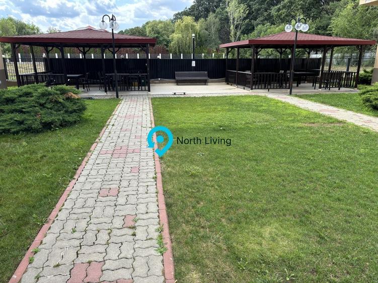 Apartament cu 3 camere semidecomandat, mobilat în Iancu Nicolae