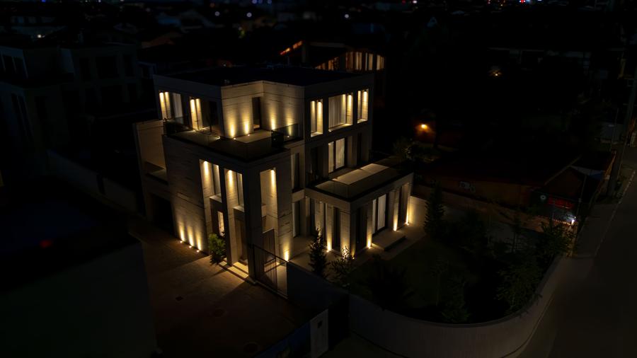 Casă individuală cu 6 camere cu Canalizare în Pipera