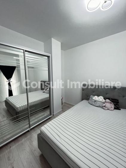 Apartament cu 3 camere semidecomandat în Central