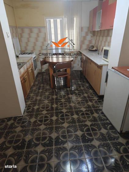 Apartament cu 2 camere decomandat în Ampoi 3