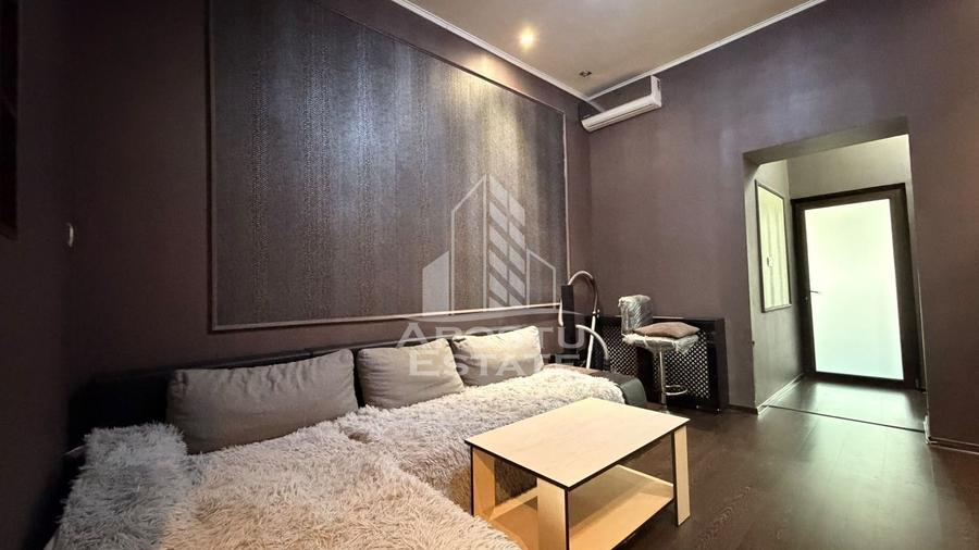Apartament cu 3 camere decomandat în Traian