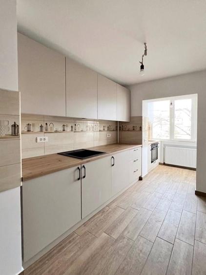 Apartament cu 2 camere decomandat, mobilat în Torontalului