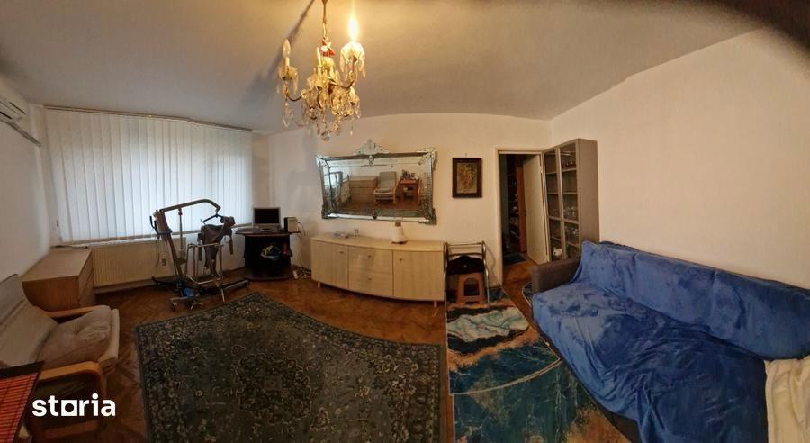 Apartament cu 3 camere semidecomandat, mobilat în Bucureștii Noi