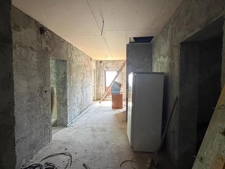 Casă cu Teren 1244 Mp în Jilavele