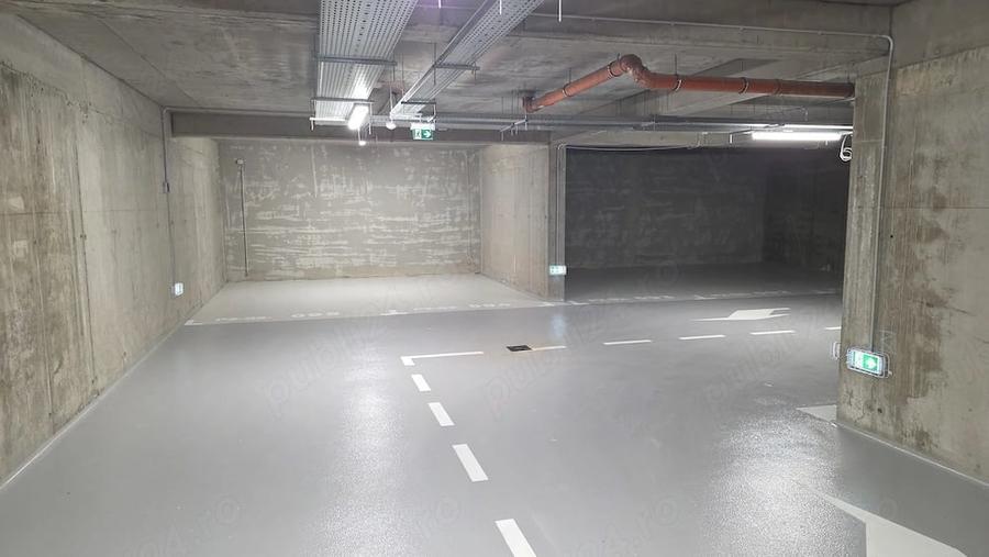 Garsonieră decomandată în Jiului