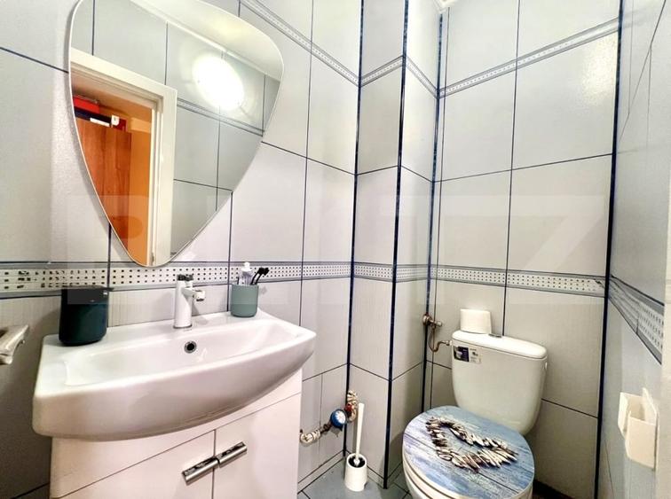 Apartament cu 3 camere decomandat, mobilat în Cetate