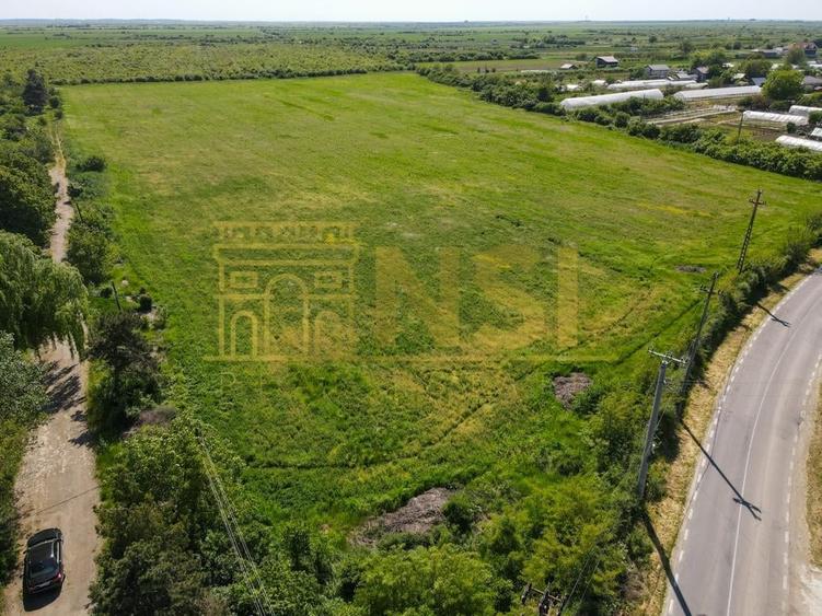 Teren Construcții intravilan de 375600 mp, în Mogoșești