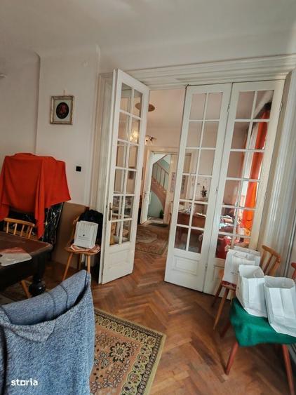 Casă cu 4 camere cu Teren 65 Mp în Unirii
