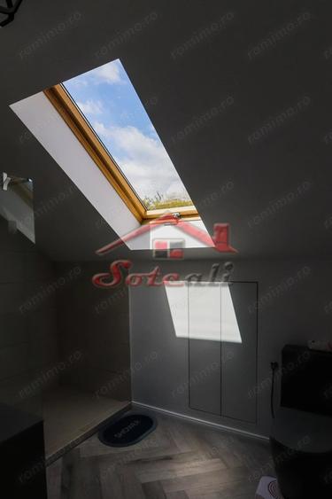 Casă cu 11 camere cu Teren 1227 Mp în Breaza de Sus