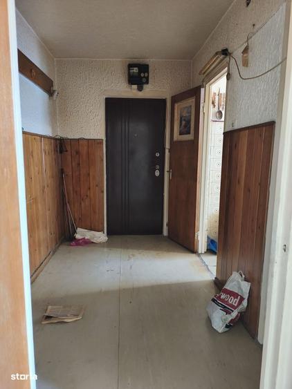 Apartament cu 3 camere în Rahova